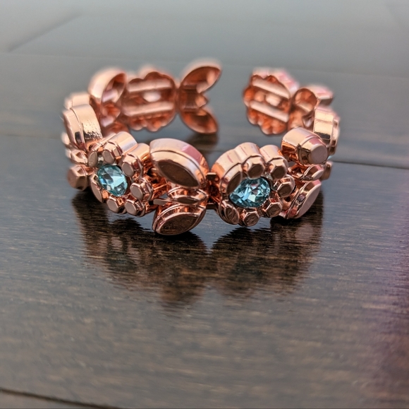 sz:5/6 Elena of Avalor girls Disney Princess dress/costume & bangle/bracelet - Picture 10 of 13